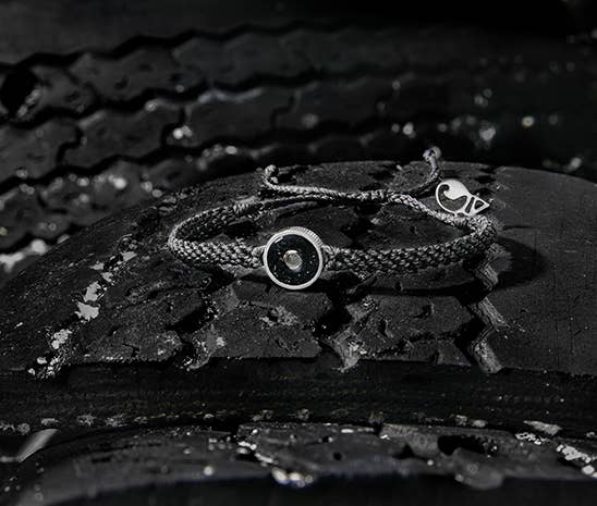 Eco-Friendly Black Macrame Bracelet by 4ocean - Osborne Reef Collection