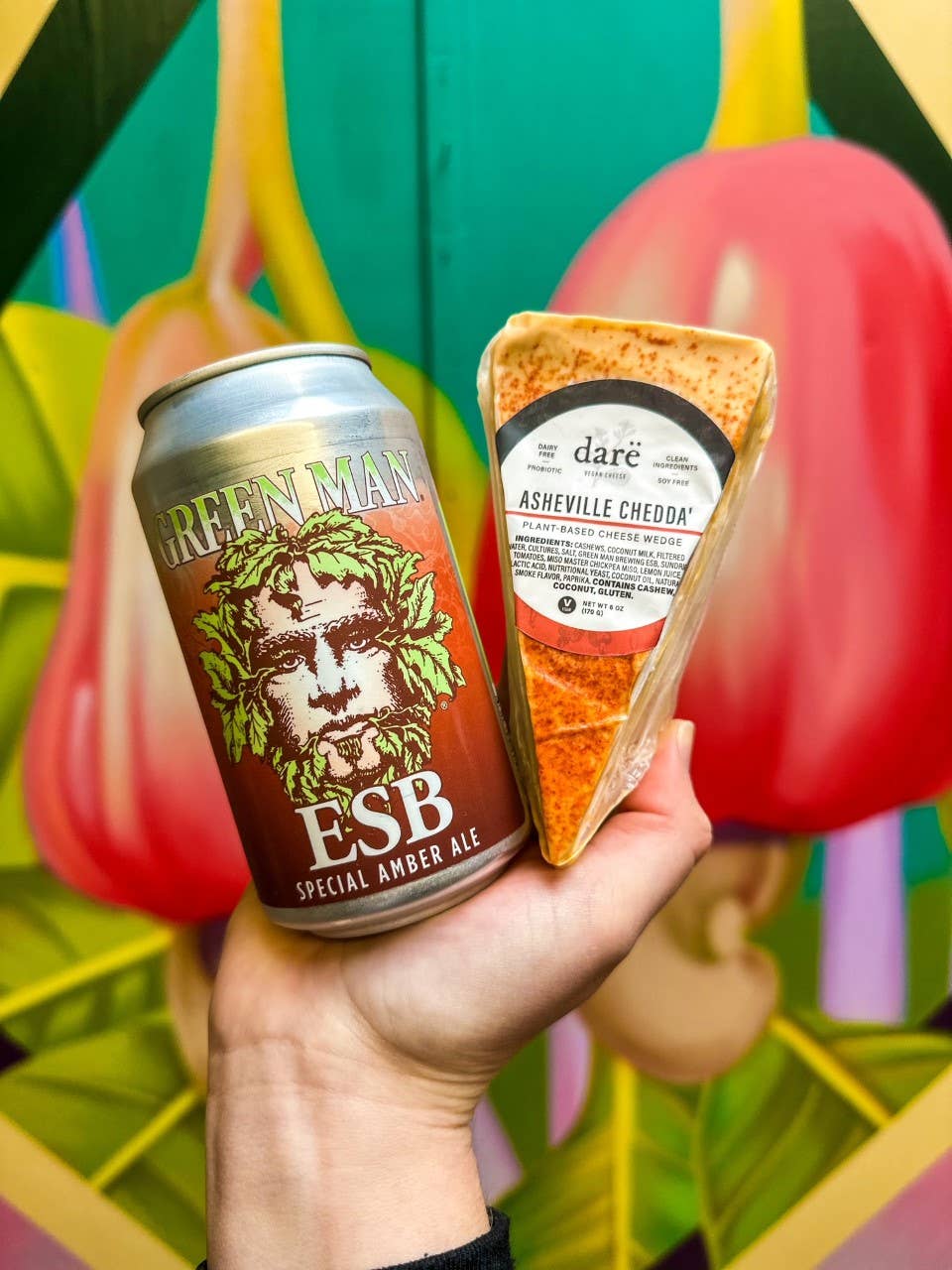 Darë Asheville Chedda' Plant-Based Cheese Wedge