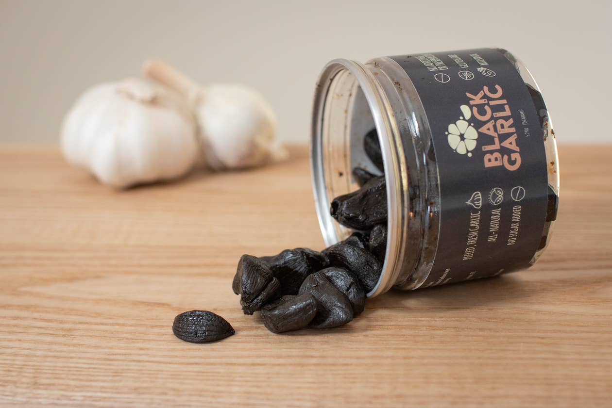 Fermented Black Garlic Cloves - Peeled 5.29oz